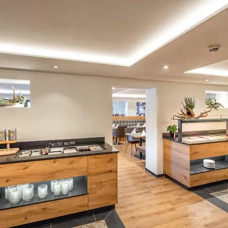 Hotel Richstein's Posthotel 3*